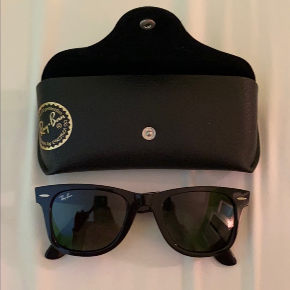 NWT Ray-Ban black wayfarer